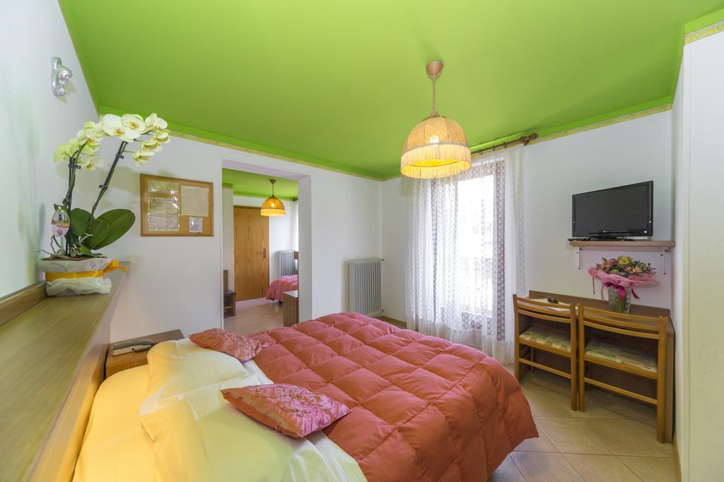 Hotel Trentino Folgaria Exteriör bild