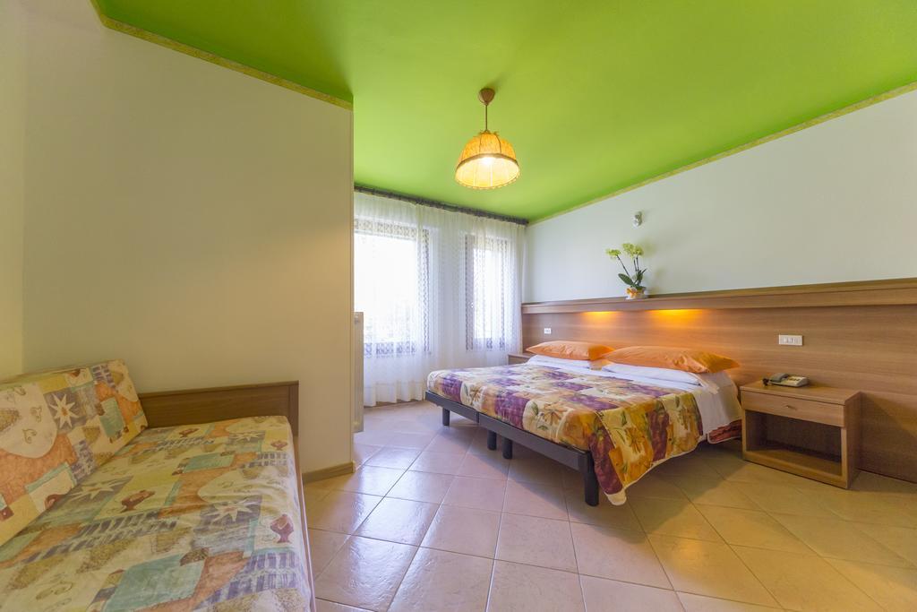 Hotel Trentino Folgaria Exteriör bild